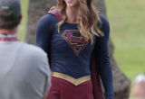 004_supergirl_in_park.jpg