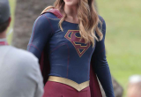 005_supergirl_in_park.jpg