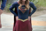 029_supergirl_in_park.jpg